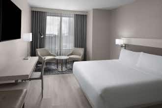 Hotel Hyatt House Columbus OSU / Short North photo 3