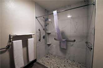 Hotel Sure Stay By Best Western Forsyth photo 5