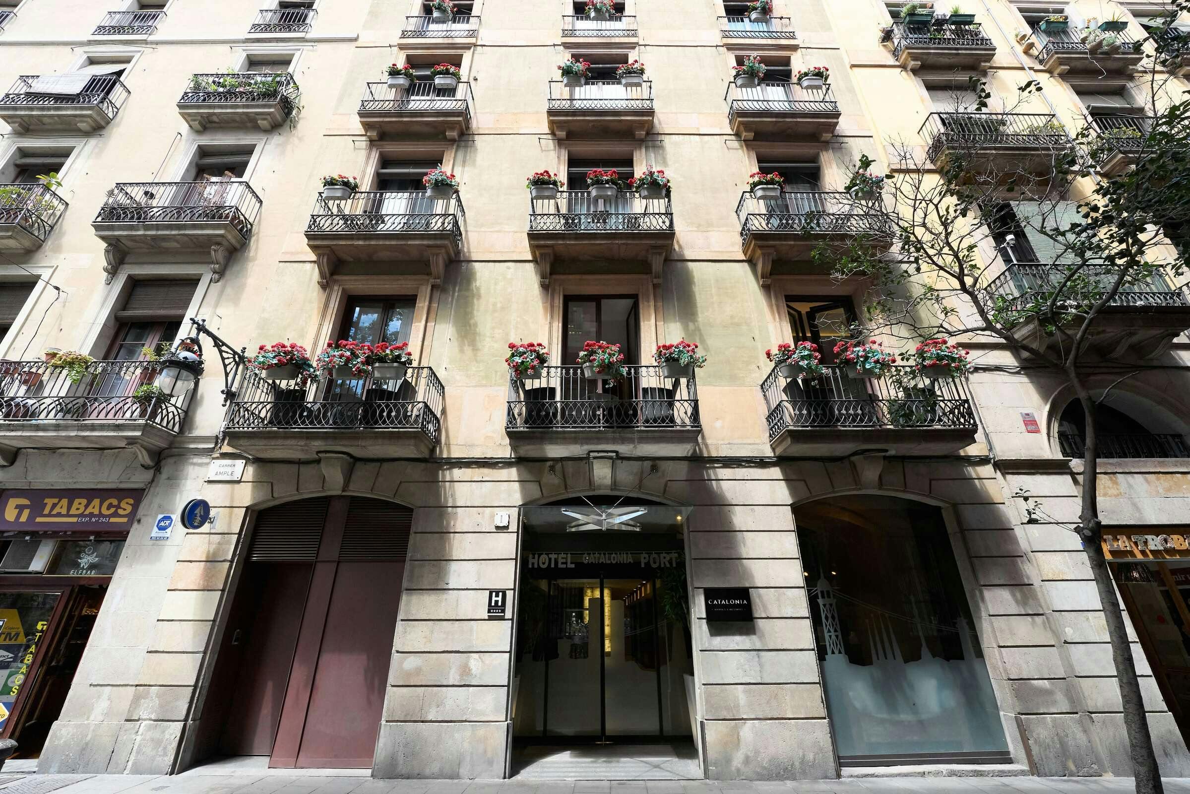 Hotel Catalonia Port photo 4