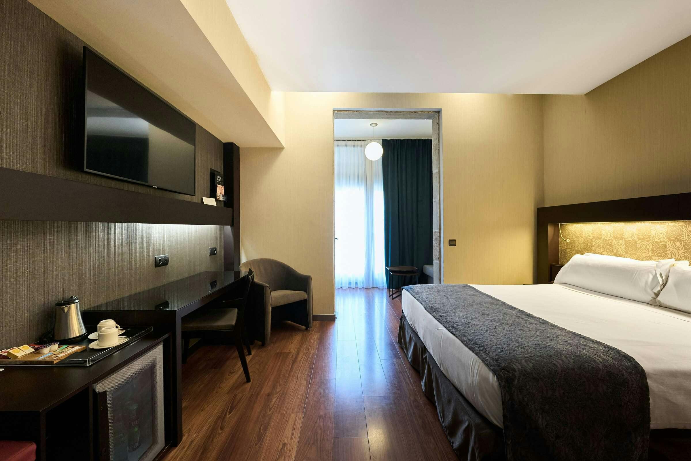 Hotel Catalonia Port photo 5