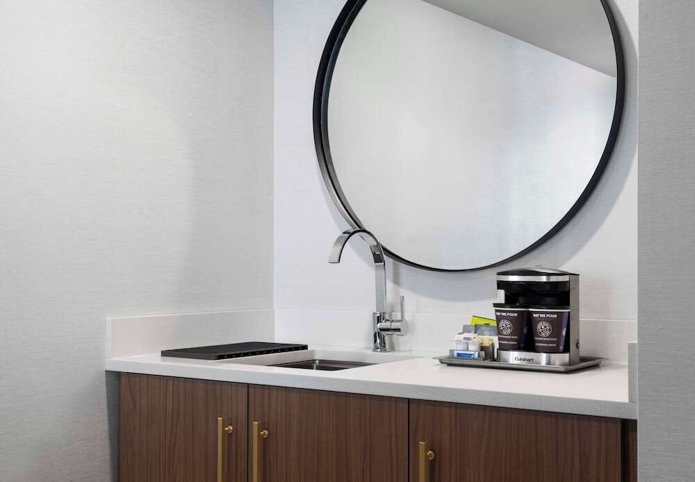 Hotel DoubleTree by Hilton Hartford Downtown photo 3