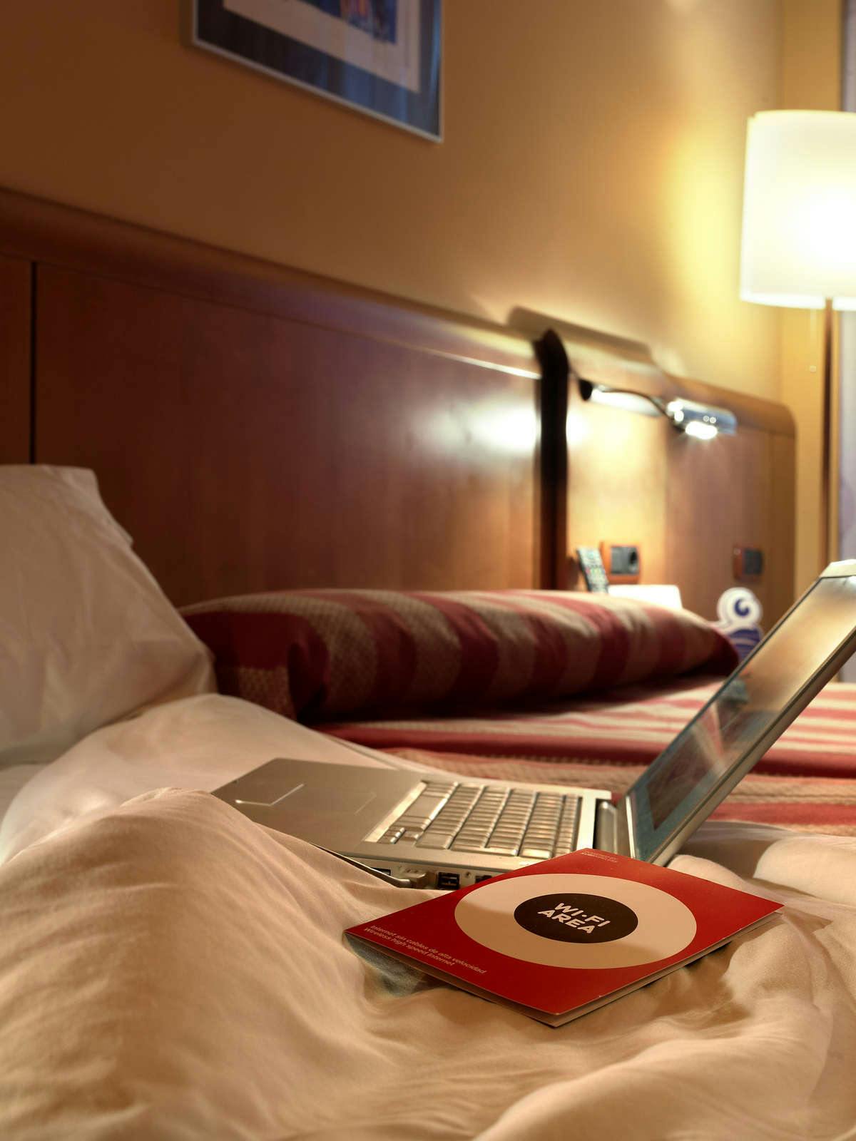 Hotel Silken Monumental Naranco photo 4