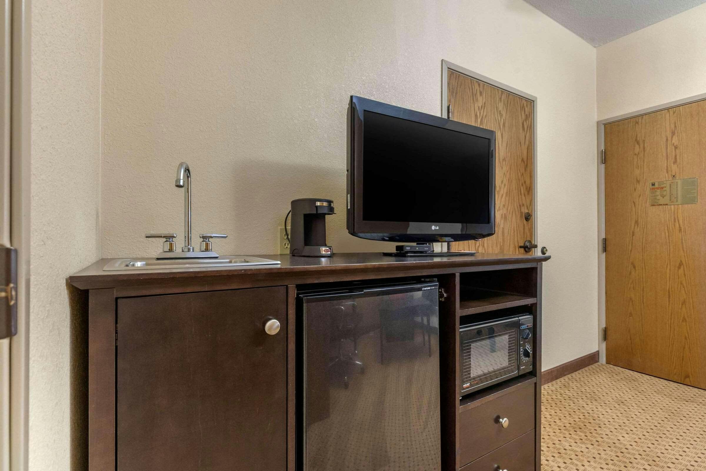 Hotel Comfort Inn & Suites Kenosha-Pleasant Prairie photo 4