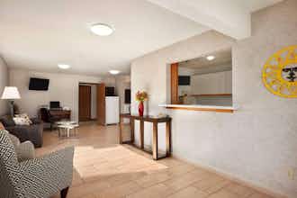 Hotel Super 8 Concordia KS photo 1