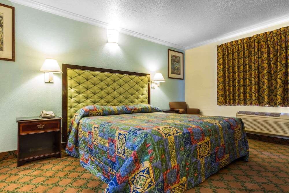 Hotel Econo Lodge photo 2