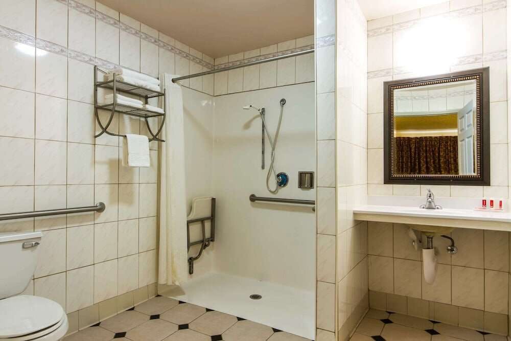 Hotel Econo Lodge photo 5