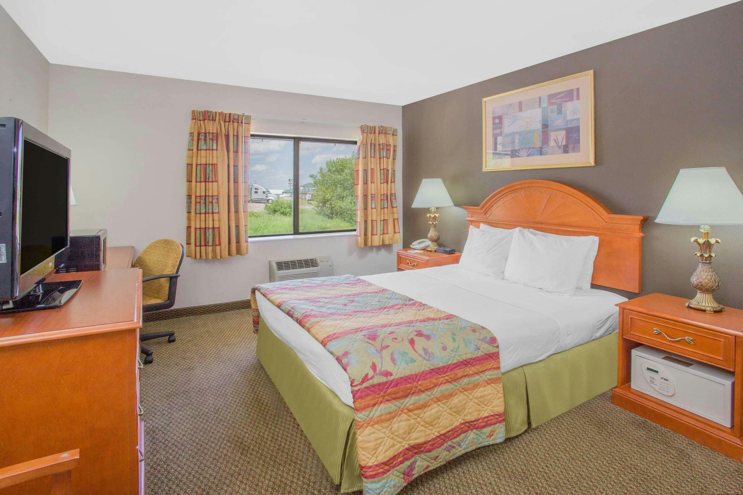 Hotel Days Inn Portage/Cascade Mt photo 2