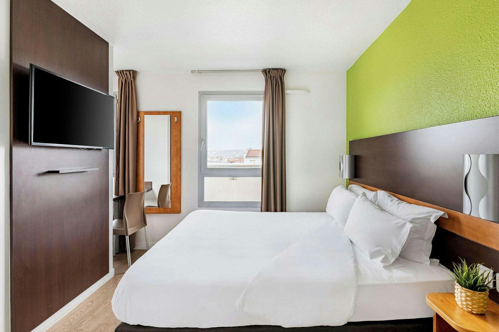 Hotel Premiere Classe Lyon Centre - Gare Part Dieu photo 3