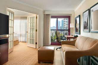 Hotel Marriott Atlanta Midtown Suites photo 2