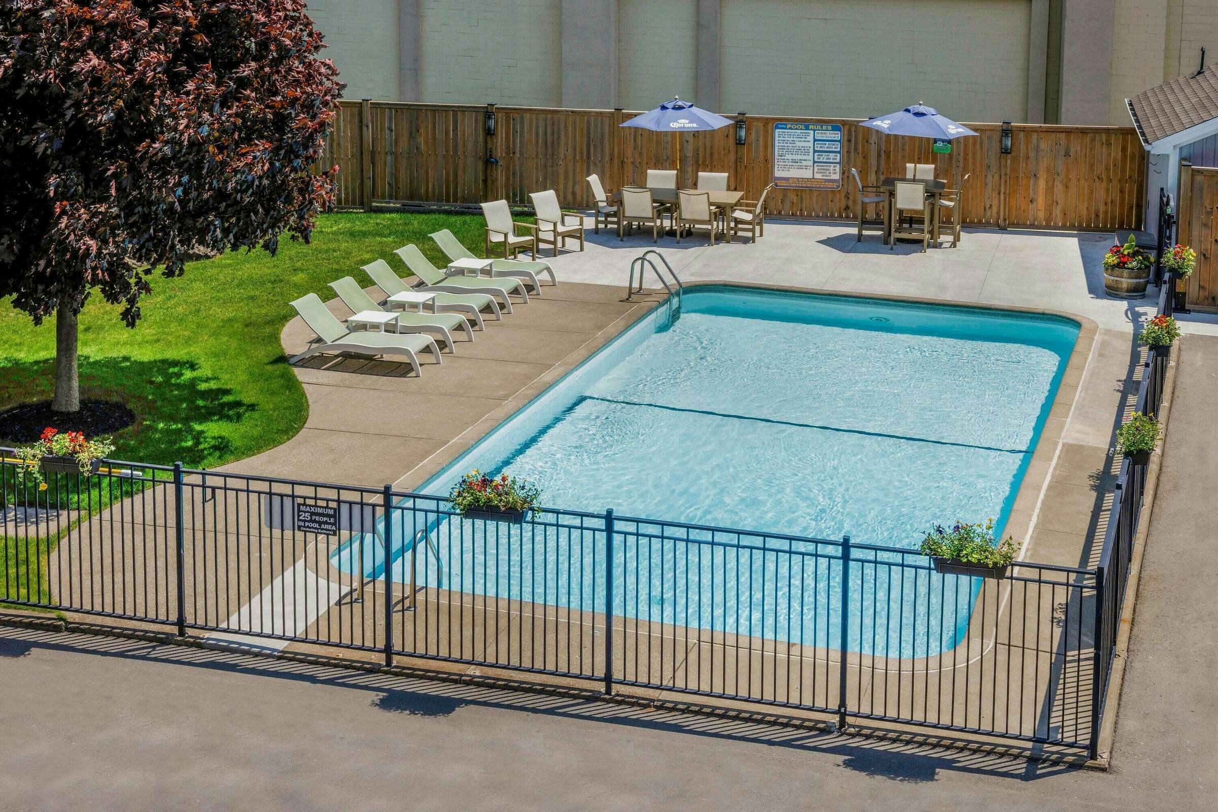 Hotel Travelodge Niagara Falls photo 3