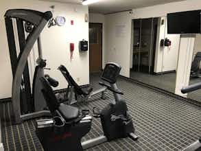 Hotel Baymont Marshalltown photo 2