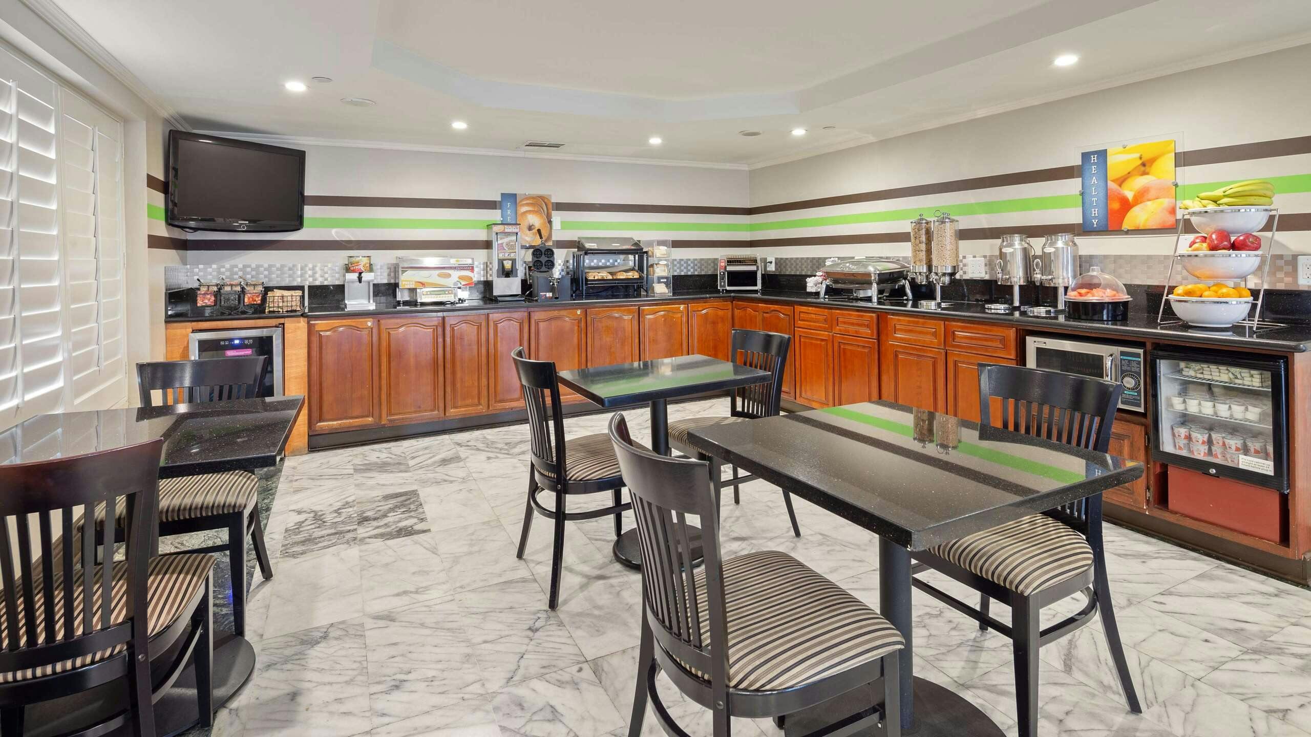 Hotel Best Western Pasadena Royale Inn & Suites photo 5