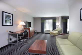Hotel Best Western Coyote Point Inn photo 3