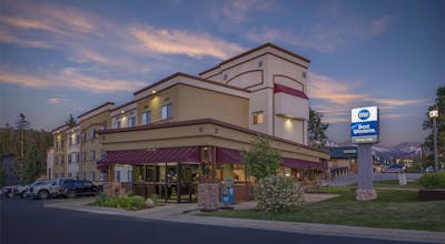 Best Western Alpenglo Lodge