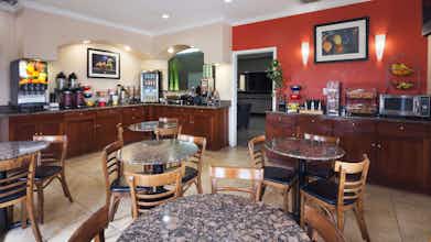 Hotel Best Western Angleton Inn photo 2