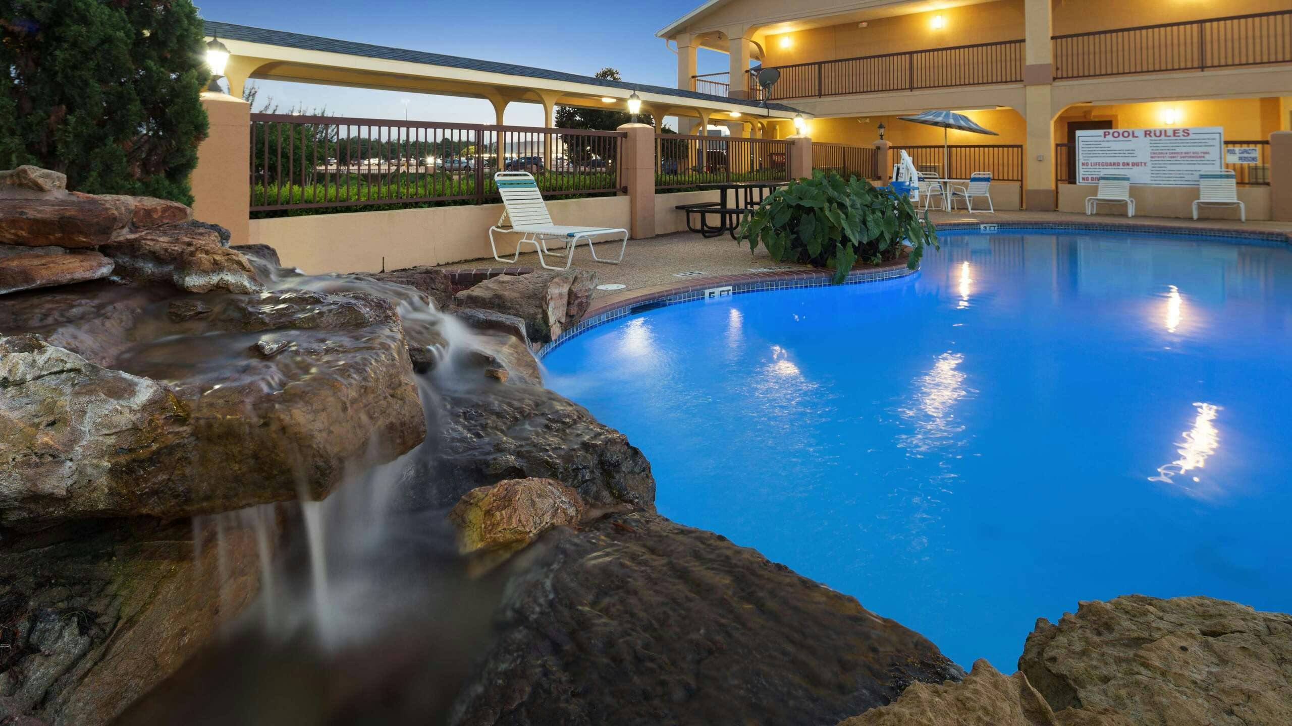 Hotel Best Western Angleton Inn photo 3