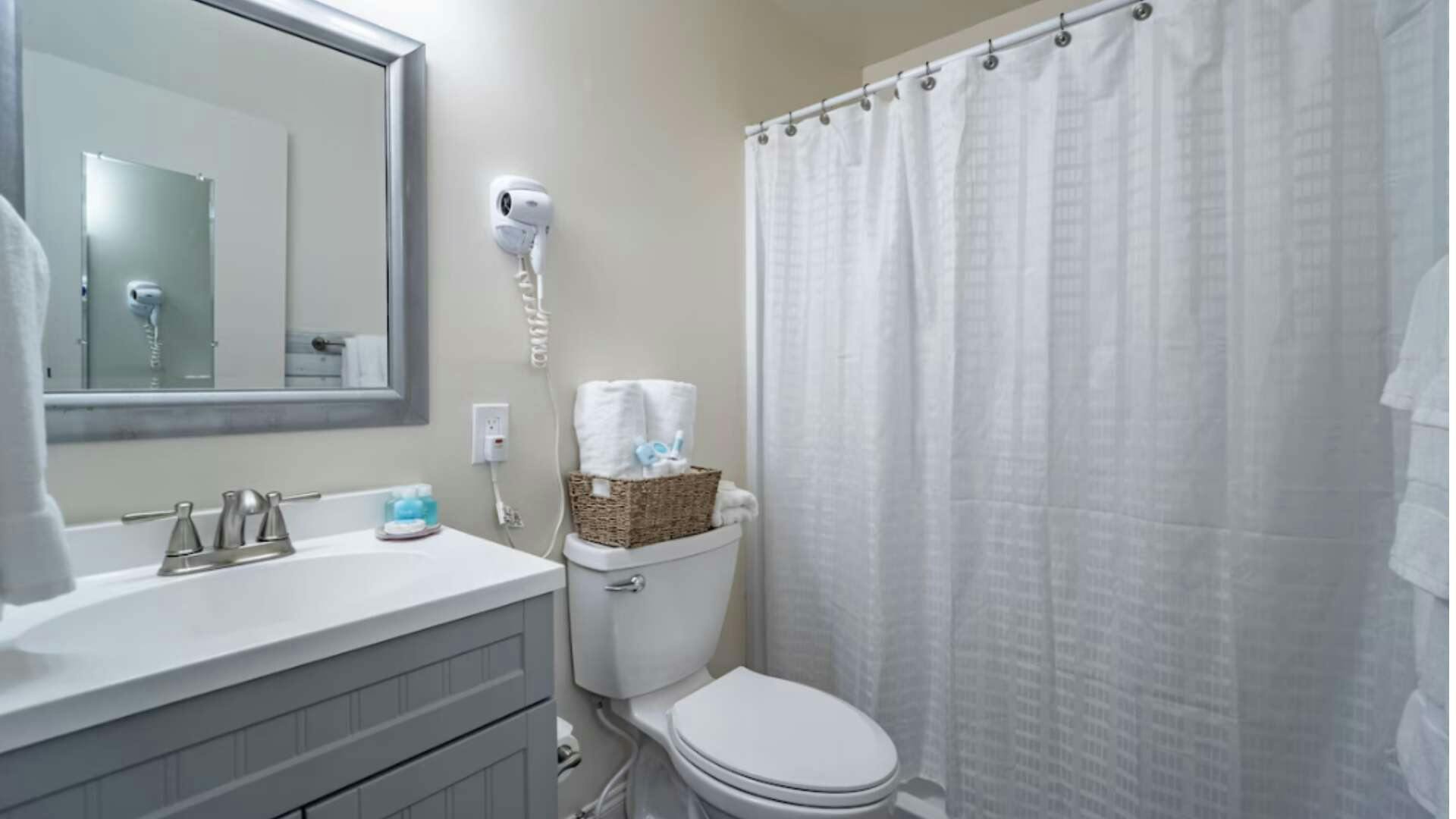 Hotel Ocean Glass Inn photo 5