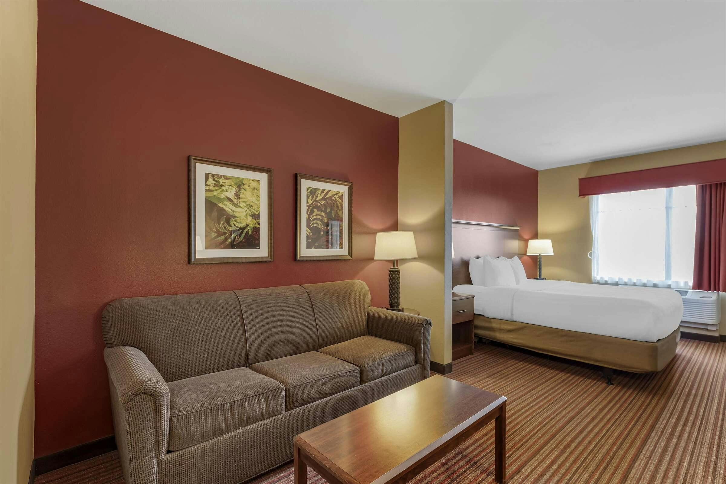 Hotel Best Western Plus Hudson Hotel & Suites photo 2