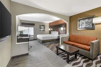 Hotel Best Western Plus Lee's Summit Hotel & Suites photo 1