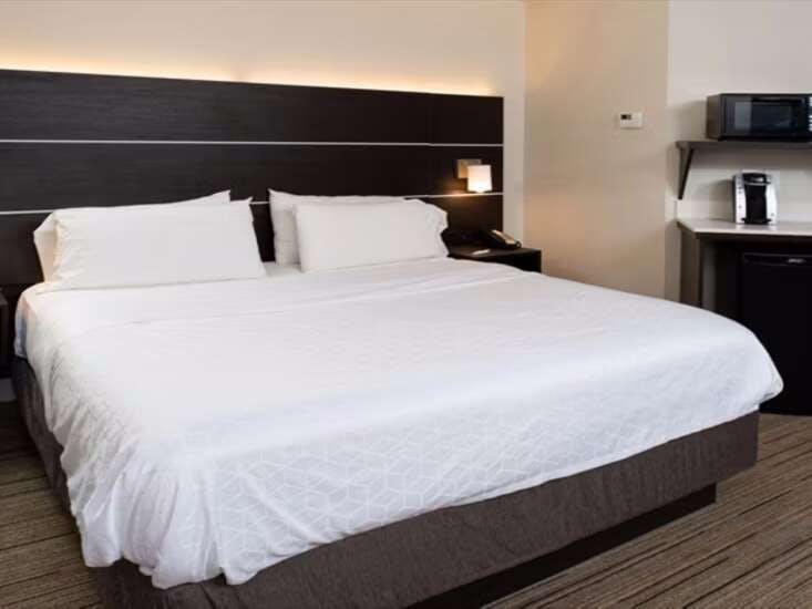 Hotel Holiday Inn Express CINCINNATI WEST photo 3