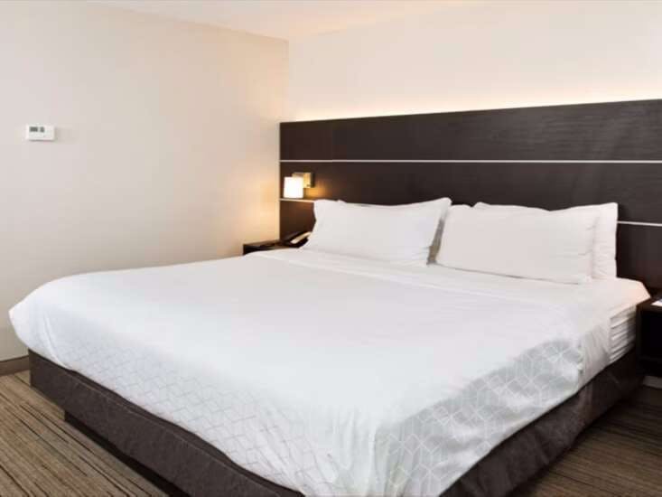 Hotel Holiday Inn Express CINCINNATI WEST photo 4