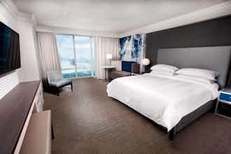Hotel Niagara Falls Marriott on The Falls photo 2