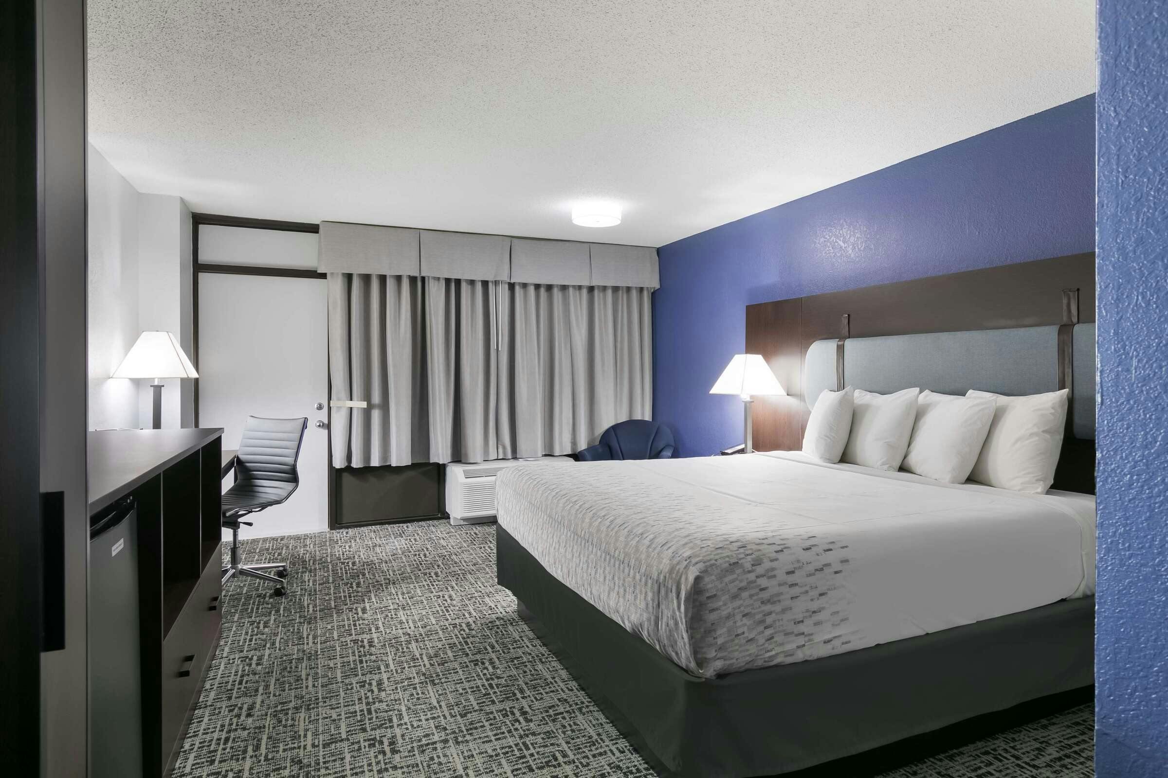 Hotel Sure Stay Plus Hotel By Best Western Gatlinburg photo 4
