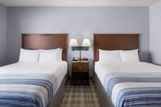 Hotel AmericInn by Wyndham Stuart photo 4