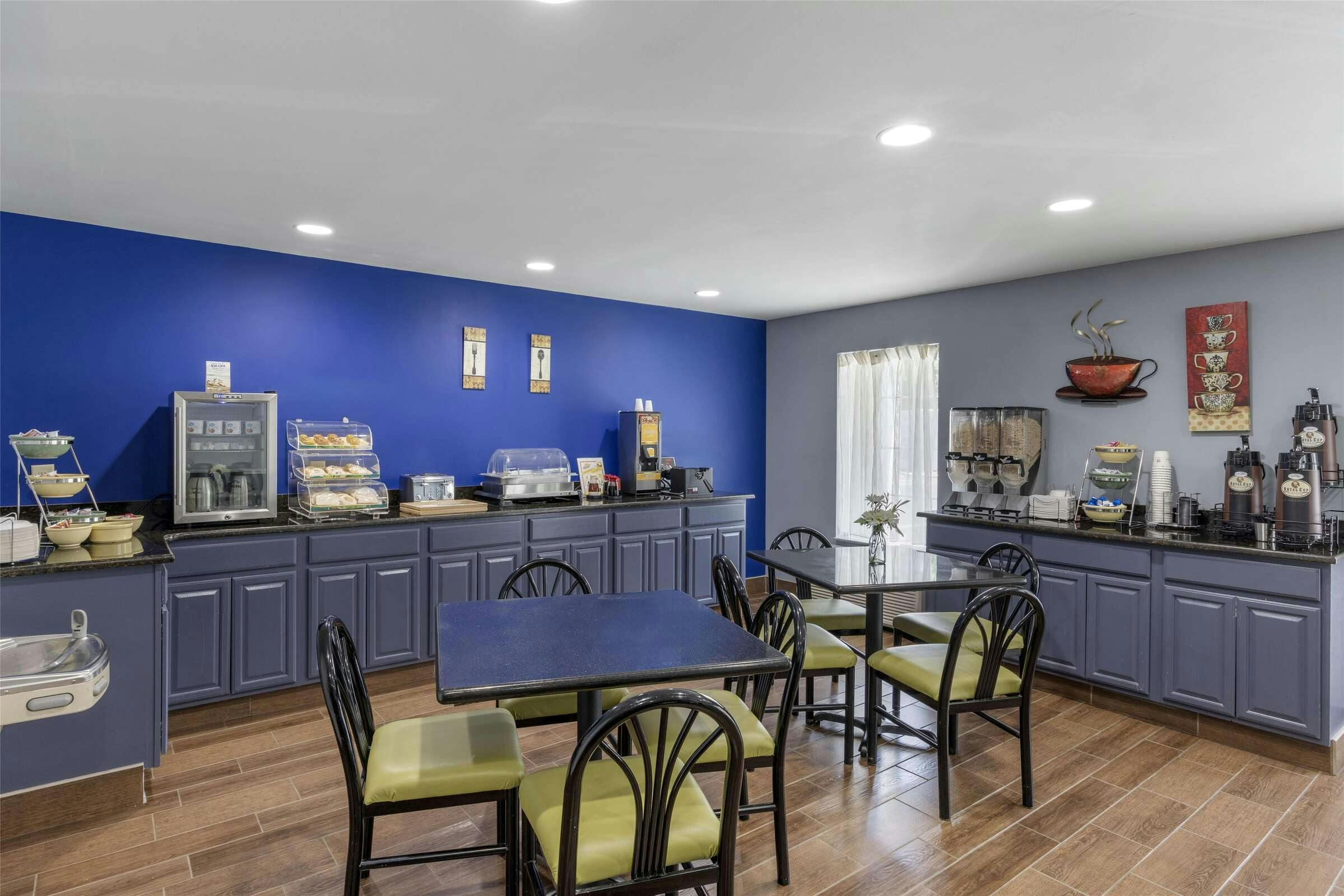 Hotel Sure Stay Plus Hotel By Best Western Asheboro photo 5