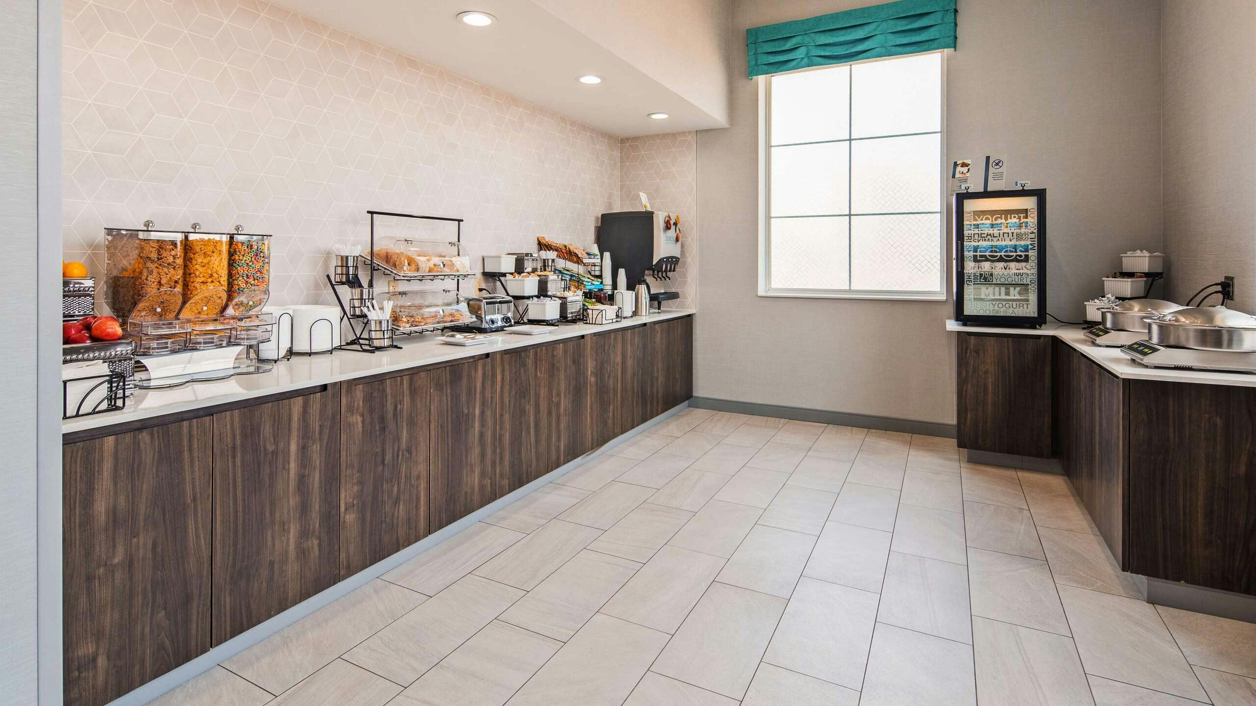 Hotel Best Western Plus Wilkes Barre Scranton Airport Hotel photo 2