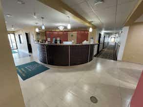 Hotel Quality Inn & Suites Mount Pleasant photo 1