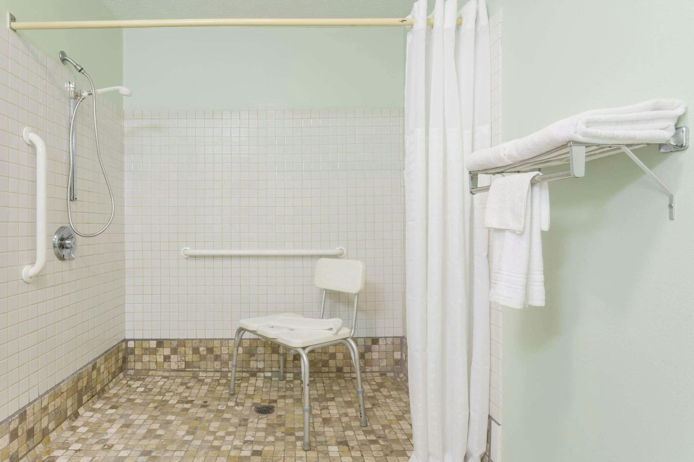 Hotel Super 8 Gallipolis Pt Pleasant photo 3