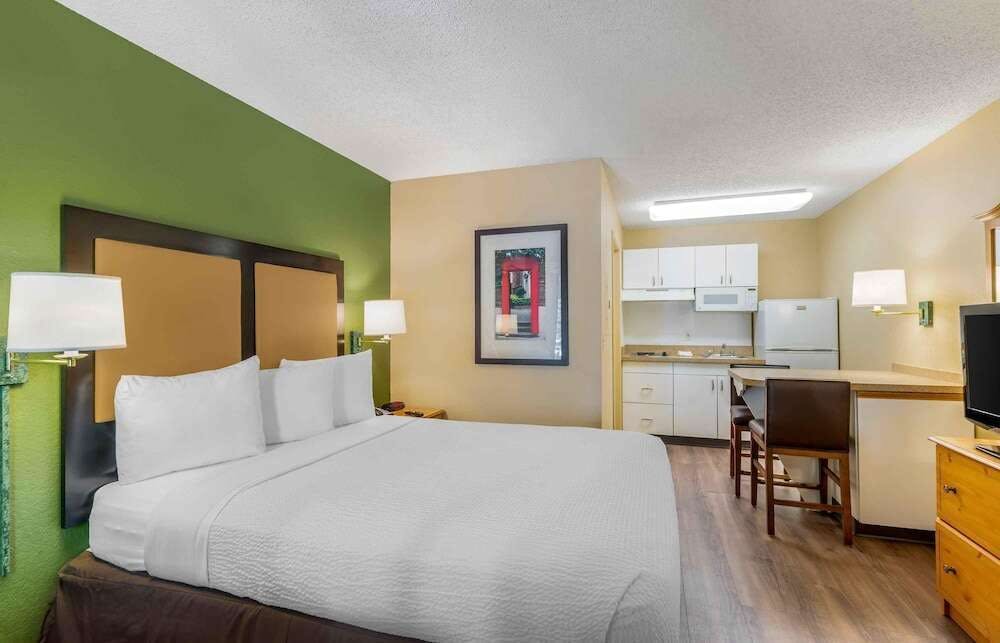 Hotel Extended Stay America Suites Portland Beaverton photo 1