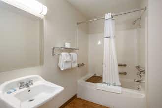 Hotel HomeTowne Studios Philadelphia - Mt Laurel / Maple Shade, NJ photo 5