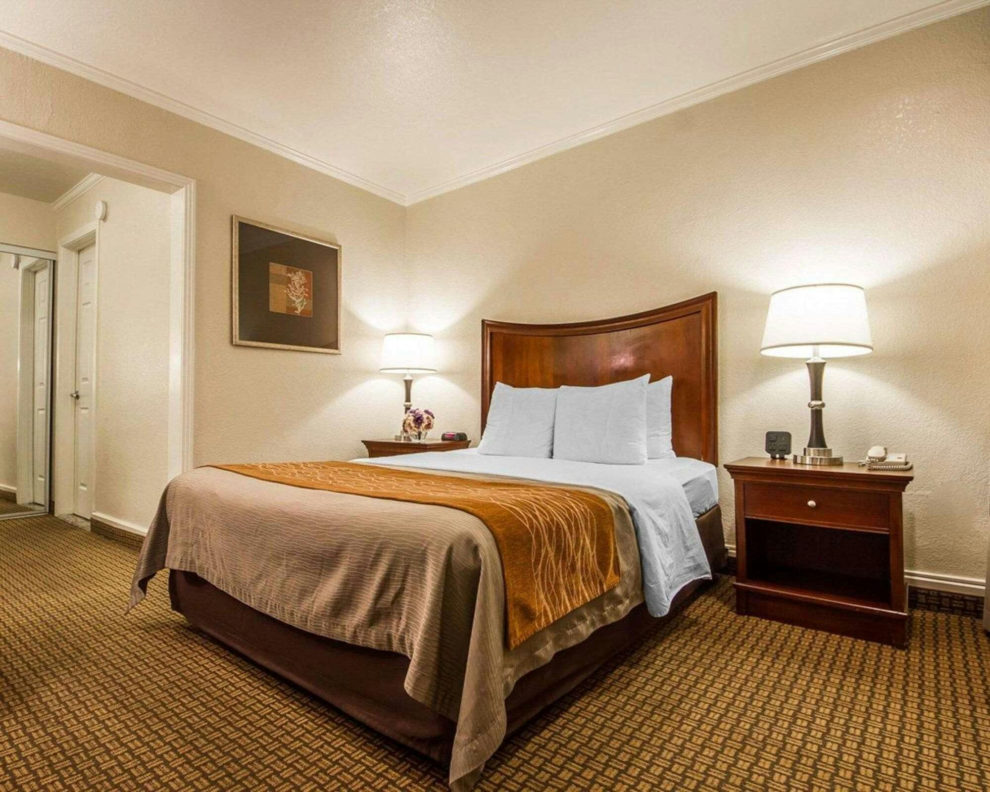 Hotel BLu Pacific Hotel photo 5