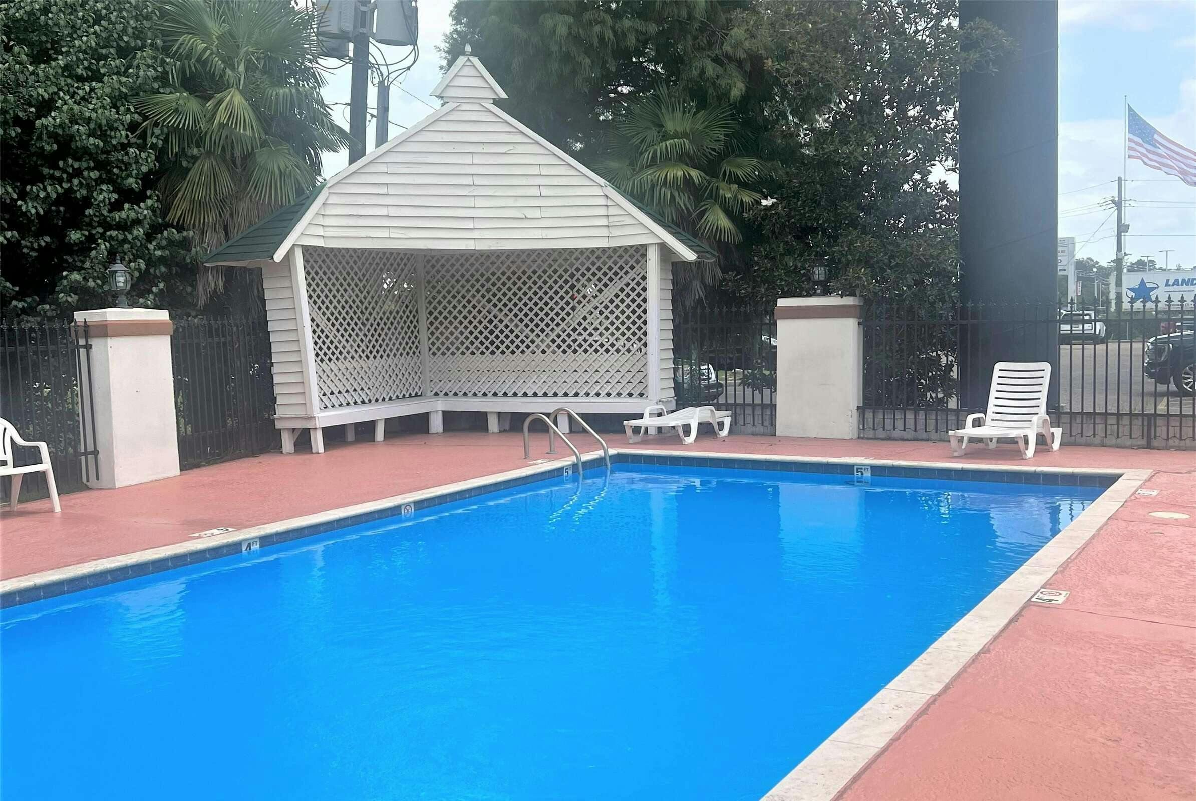 Hotel Days Inn by Wyndham Denham Springs-Baton Rouge East photo 4