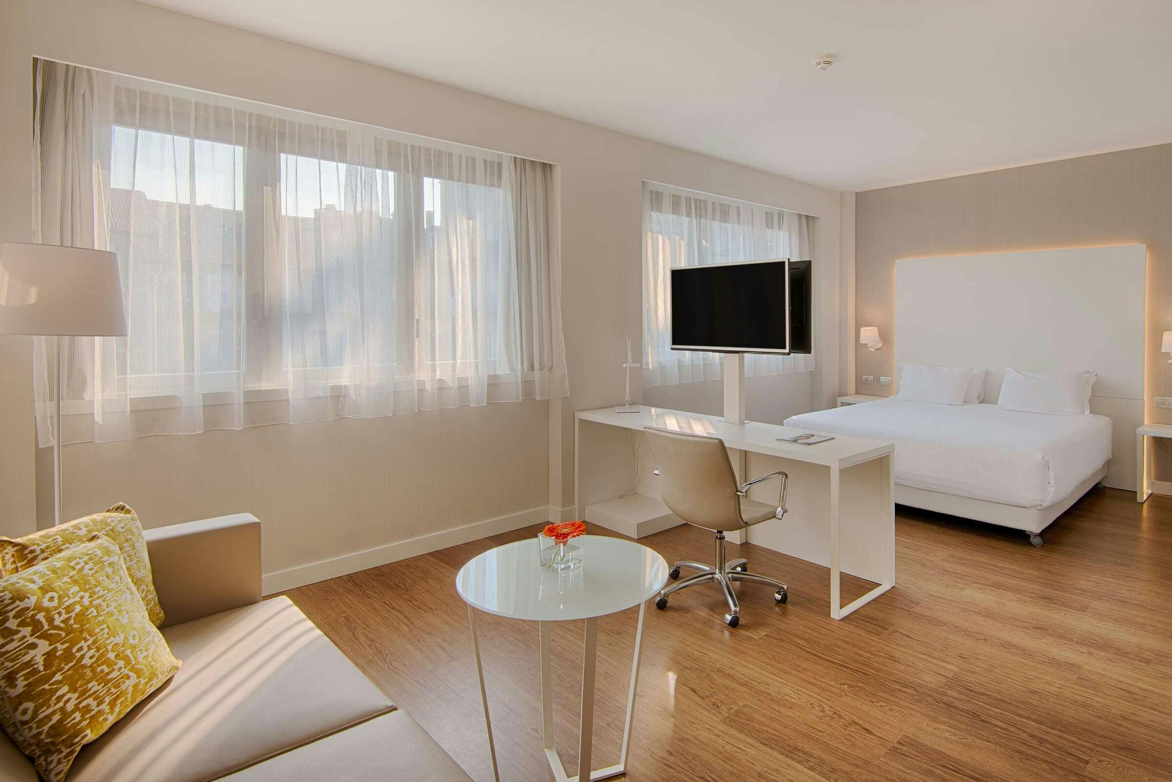 Hotel NH Torino Centro photo 4