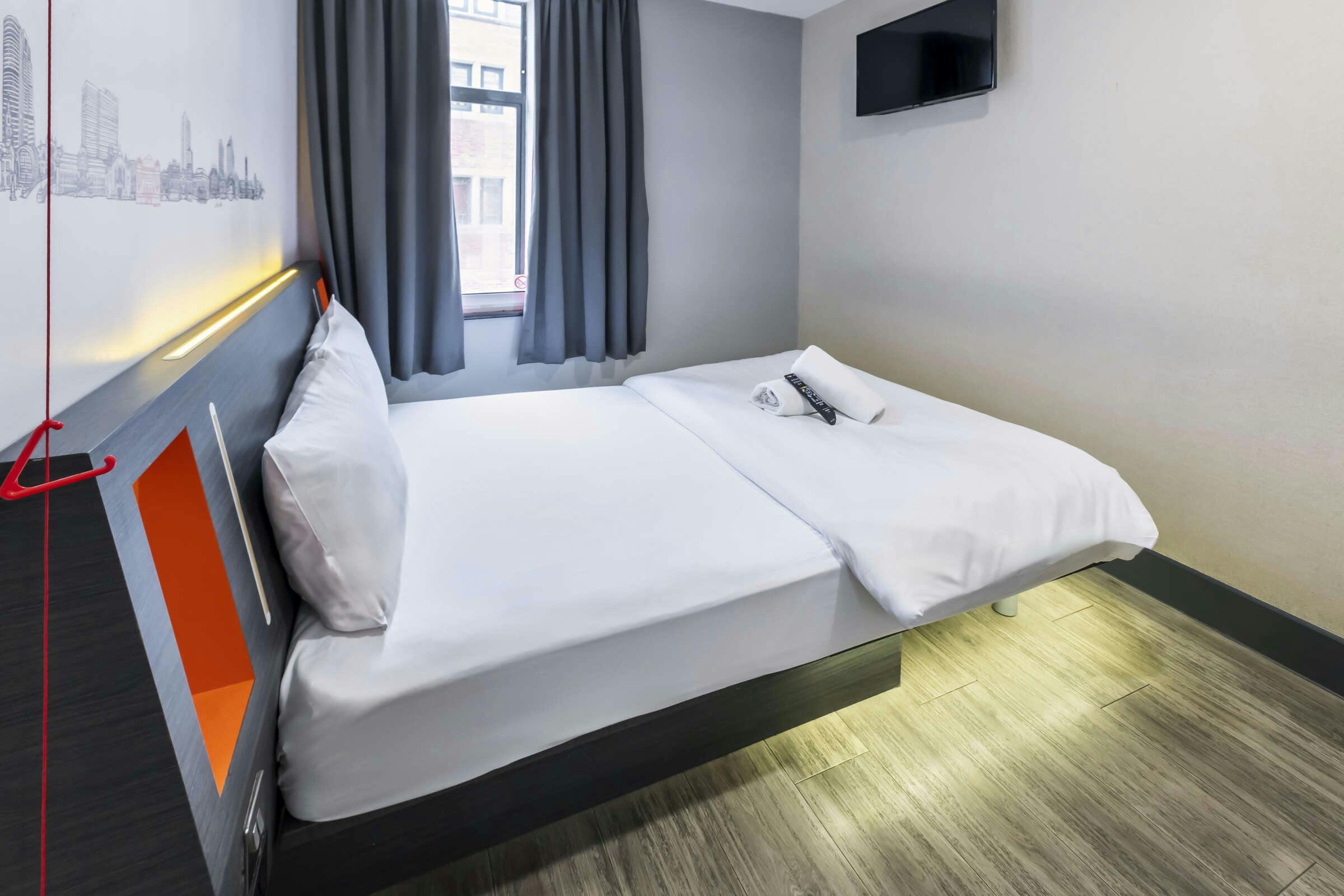 Hotel easyHotel Leeds City Centre photo 2