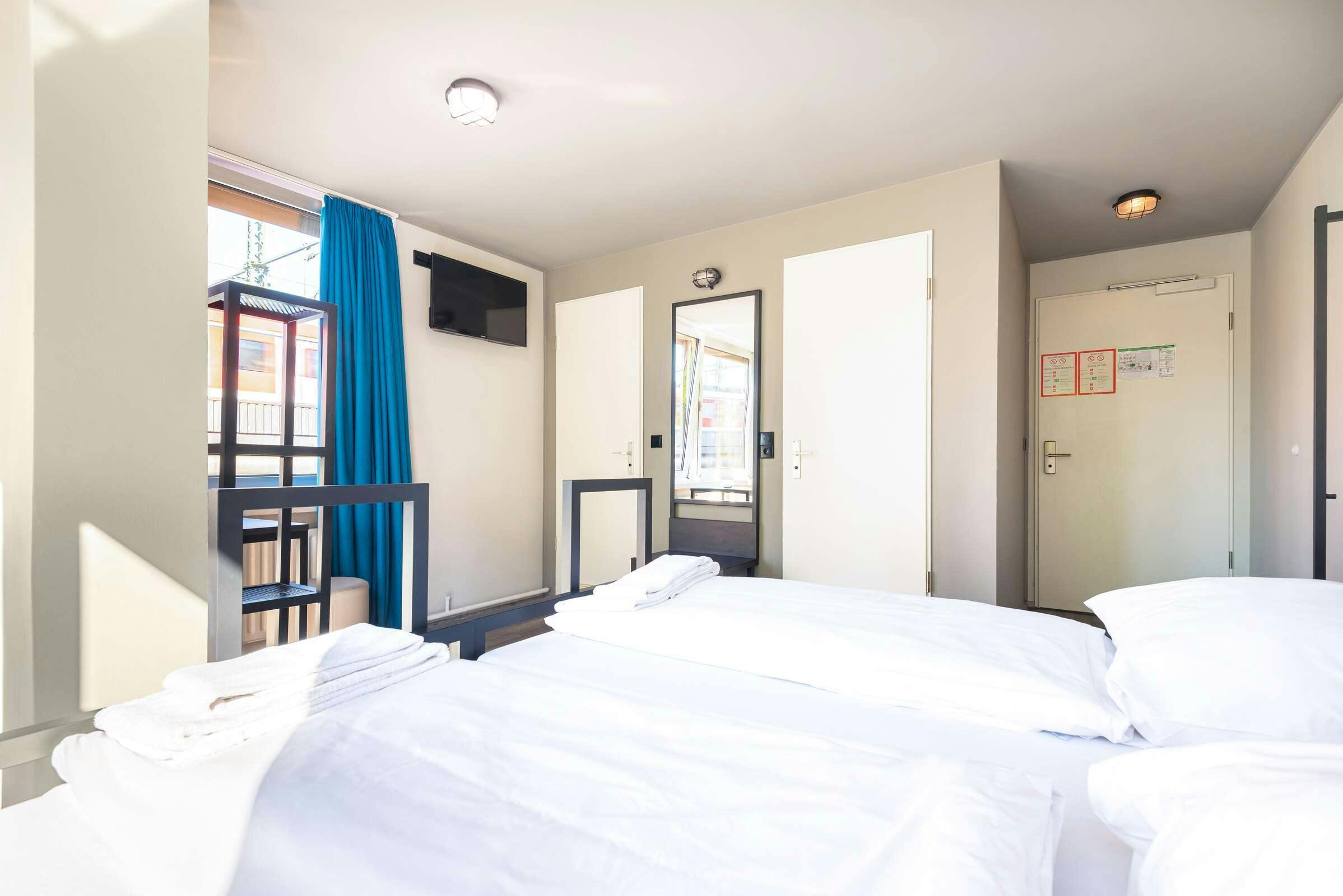 Hotel a&o Frankfurt Galluswarte photo 5