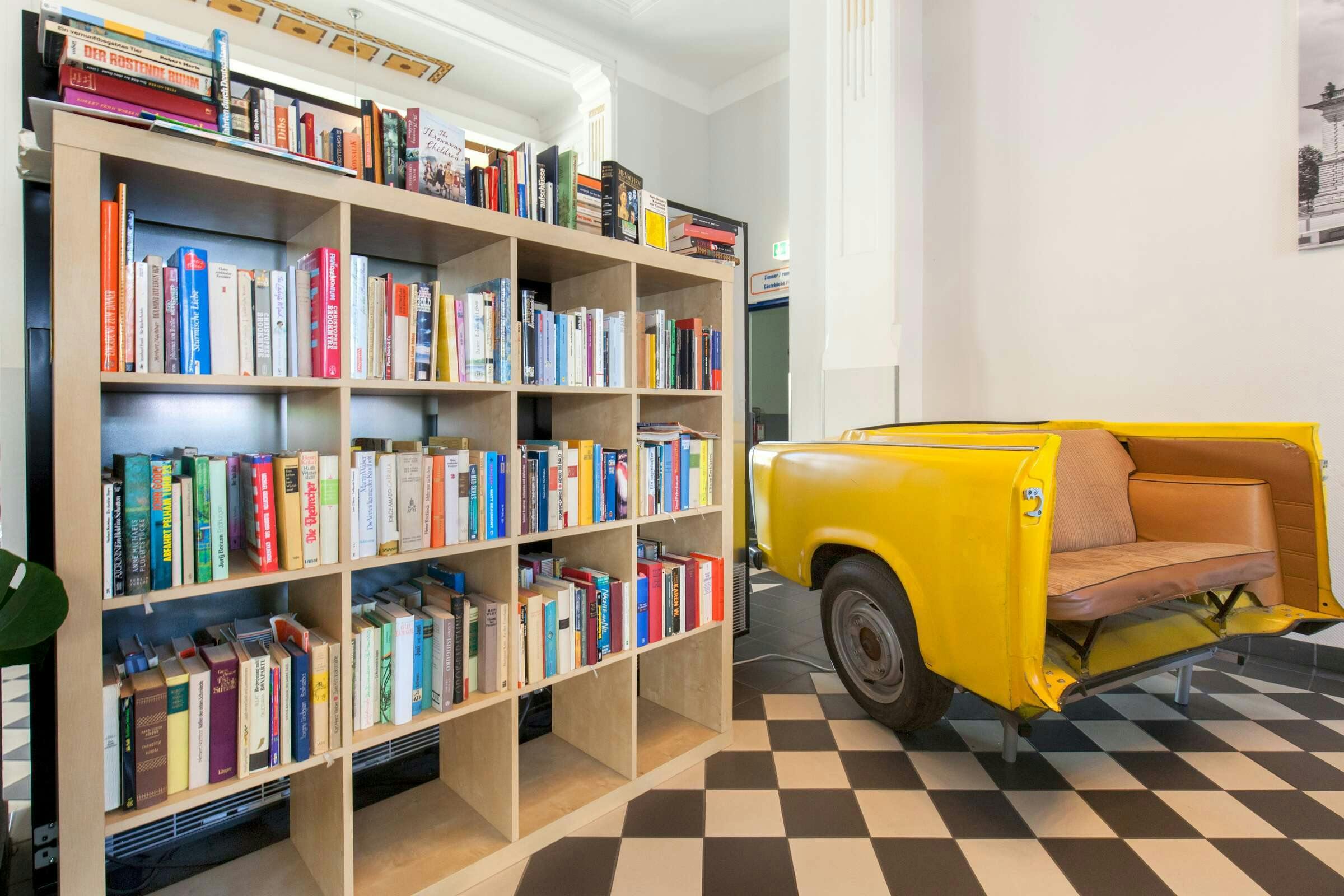 Hotel a&o Leipzig Hauptbahnhof photo 2