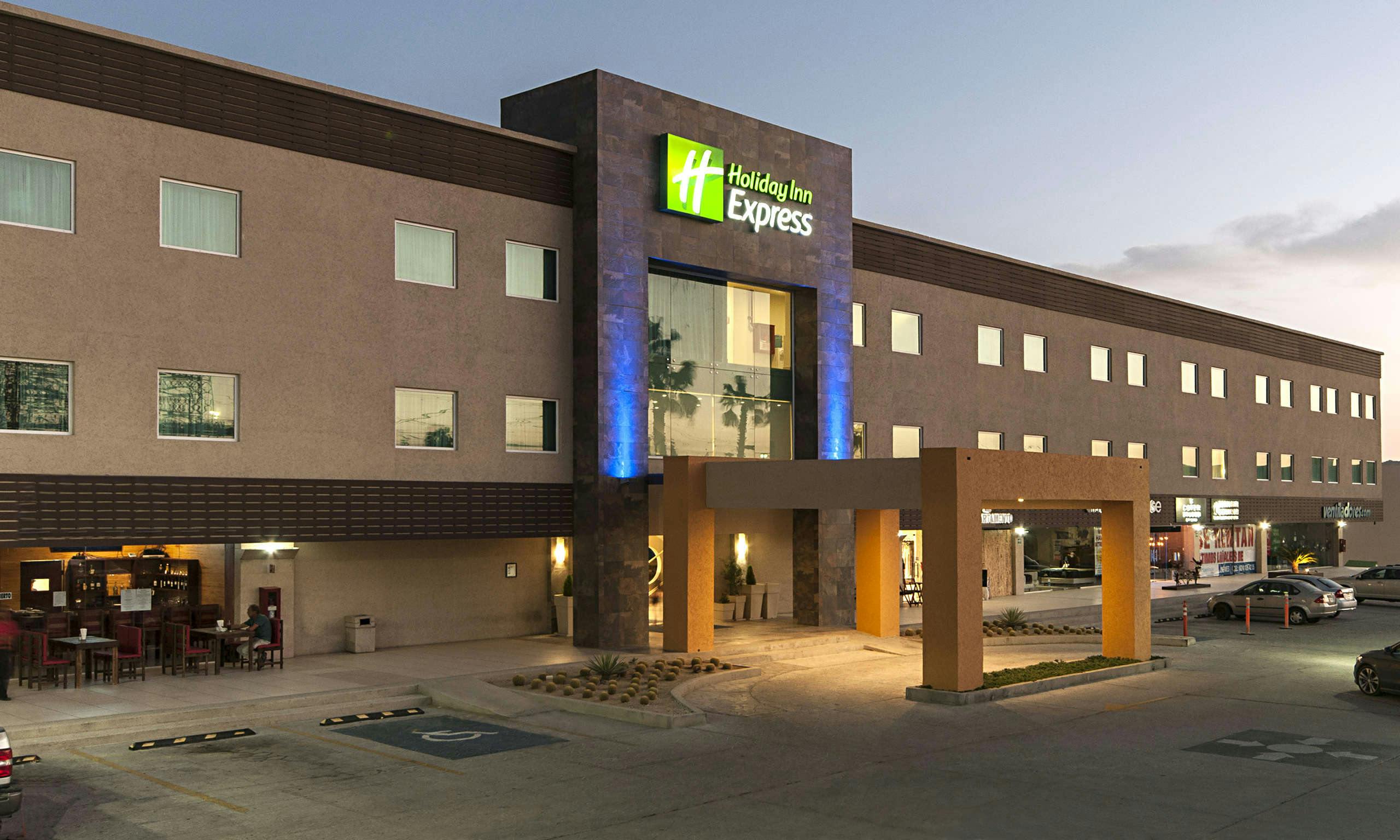 Holiday Inn Express Cabo San Lucas, Los Cabos - Cabo San Lucas ...