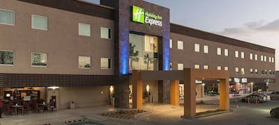 Holiday Inn Express Cabo San Lucas