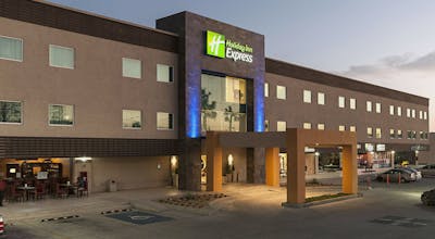 Holiday Inn Express Cabo San Lucas