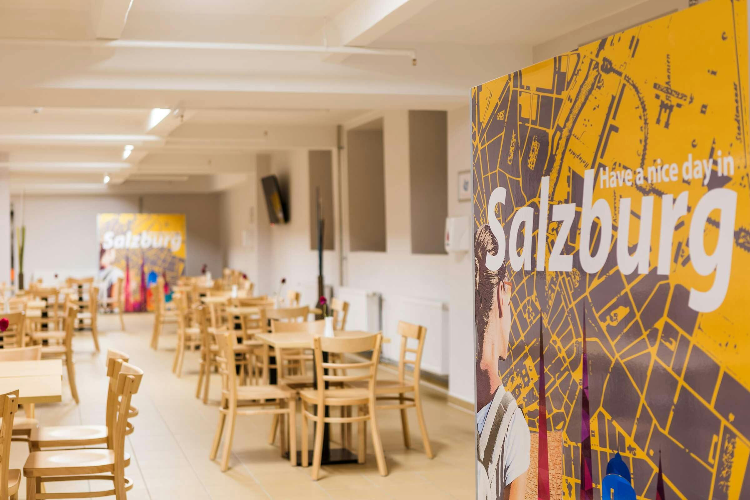 Hotel a&o Salzburg Hauptbahnhof photo 1