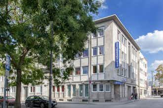 Hotel a&o Köln Hauptbahnhof photo 3