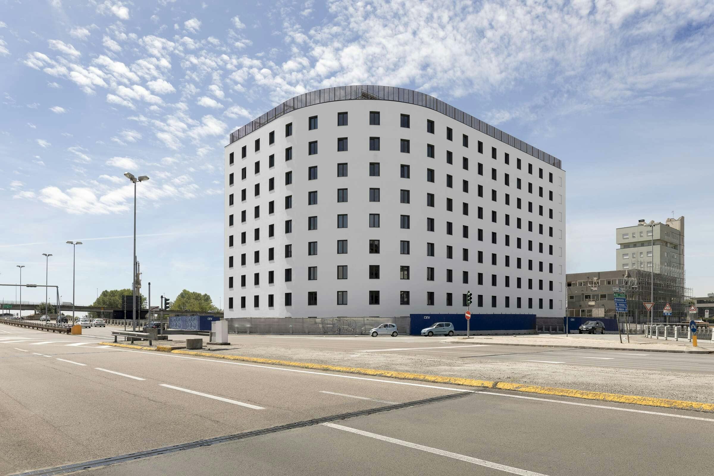 Hotel a&o Hotel Venezia Mestre photo 3