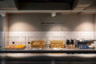 Hotel a&o Warschau Wola photo 4