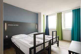 Hotel a&o Prague Rhea photo 4