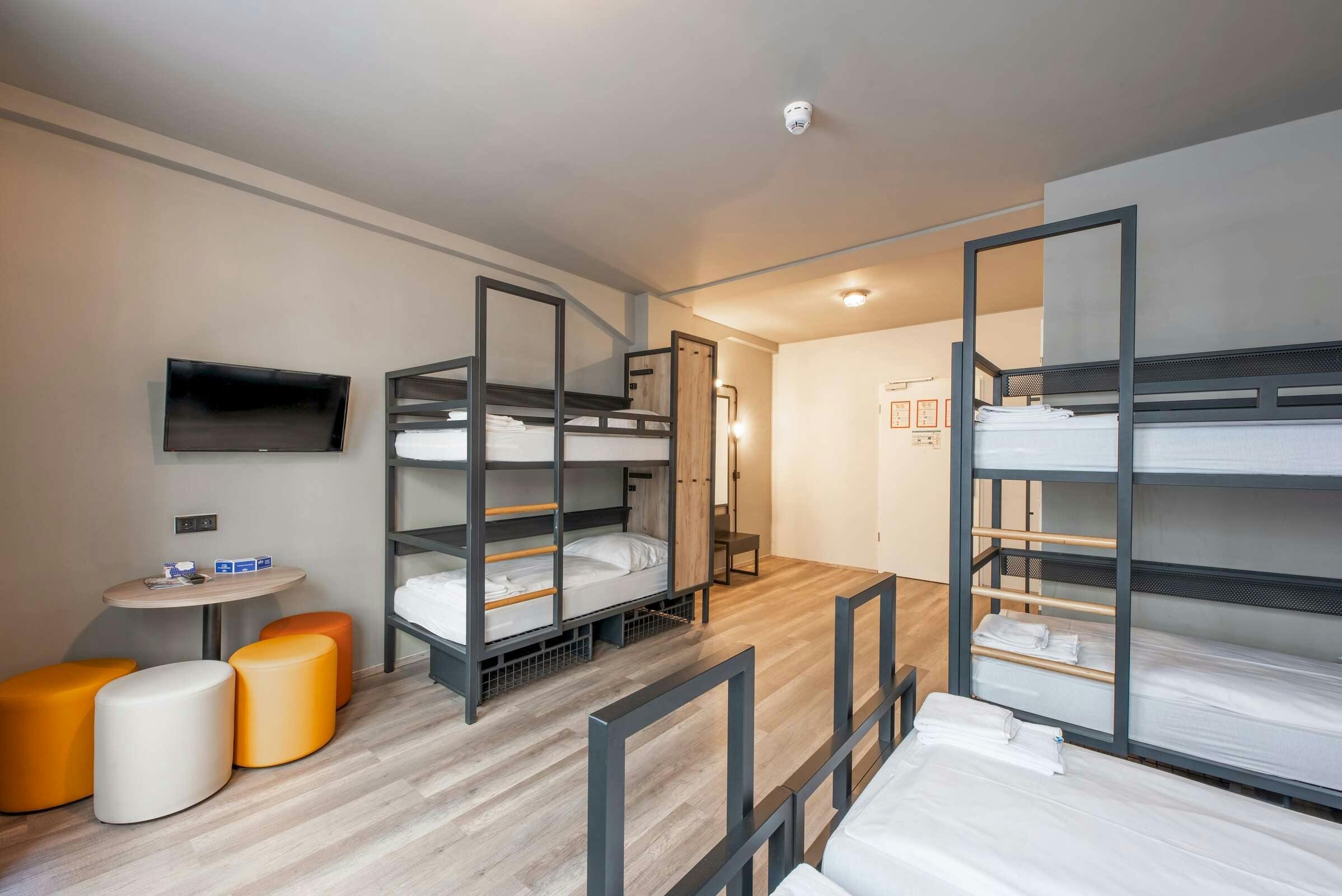 Hotel a&o Hamburg City photo 5