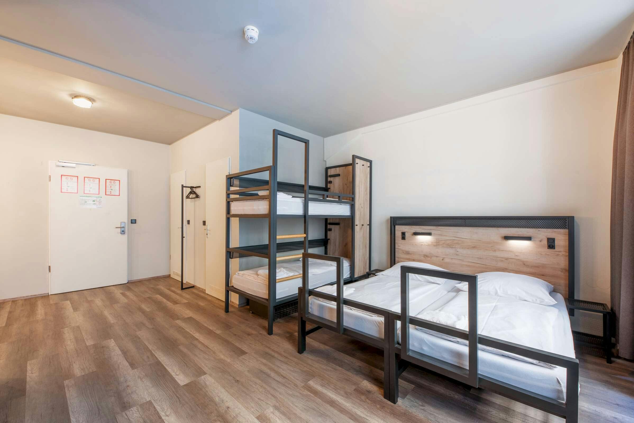 Hotel a&o Hamburg City photo 2